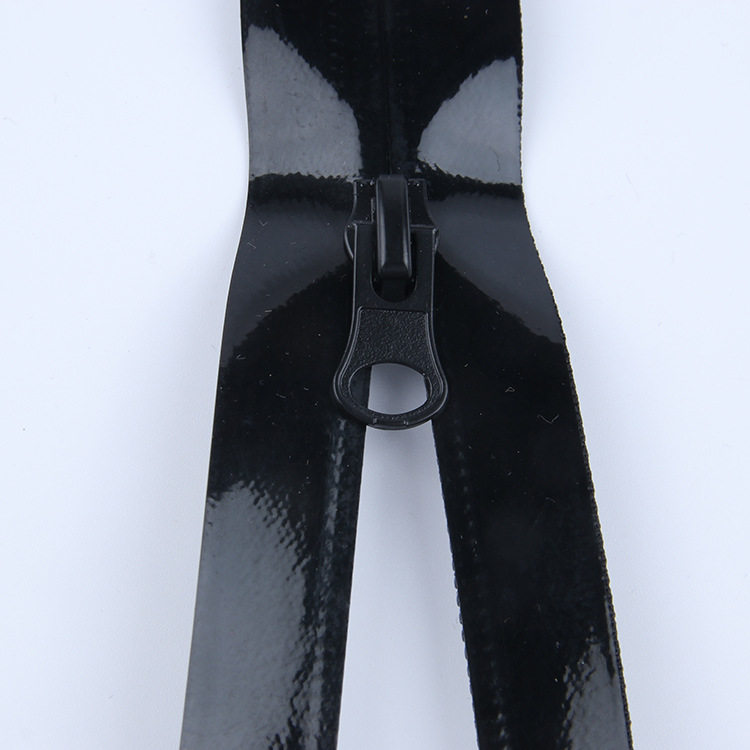 Waterproof zipper